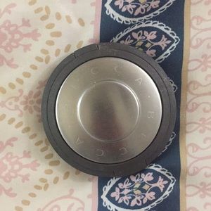 Becca champagne pop